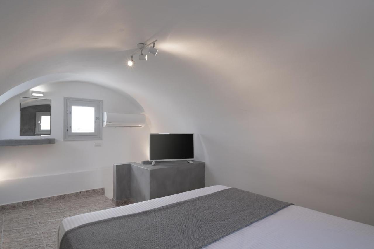 White Lily Suites & Lofts - Adults Only 16 Plus ペリヴォラス エクステリア 写真